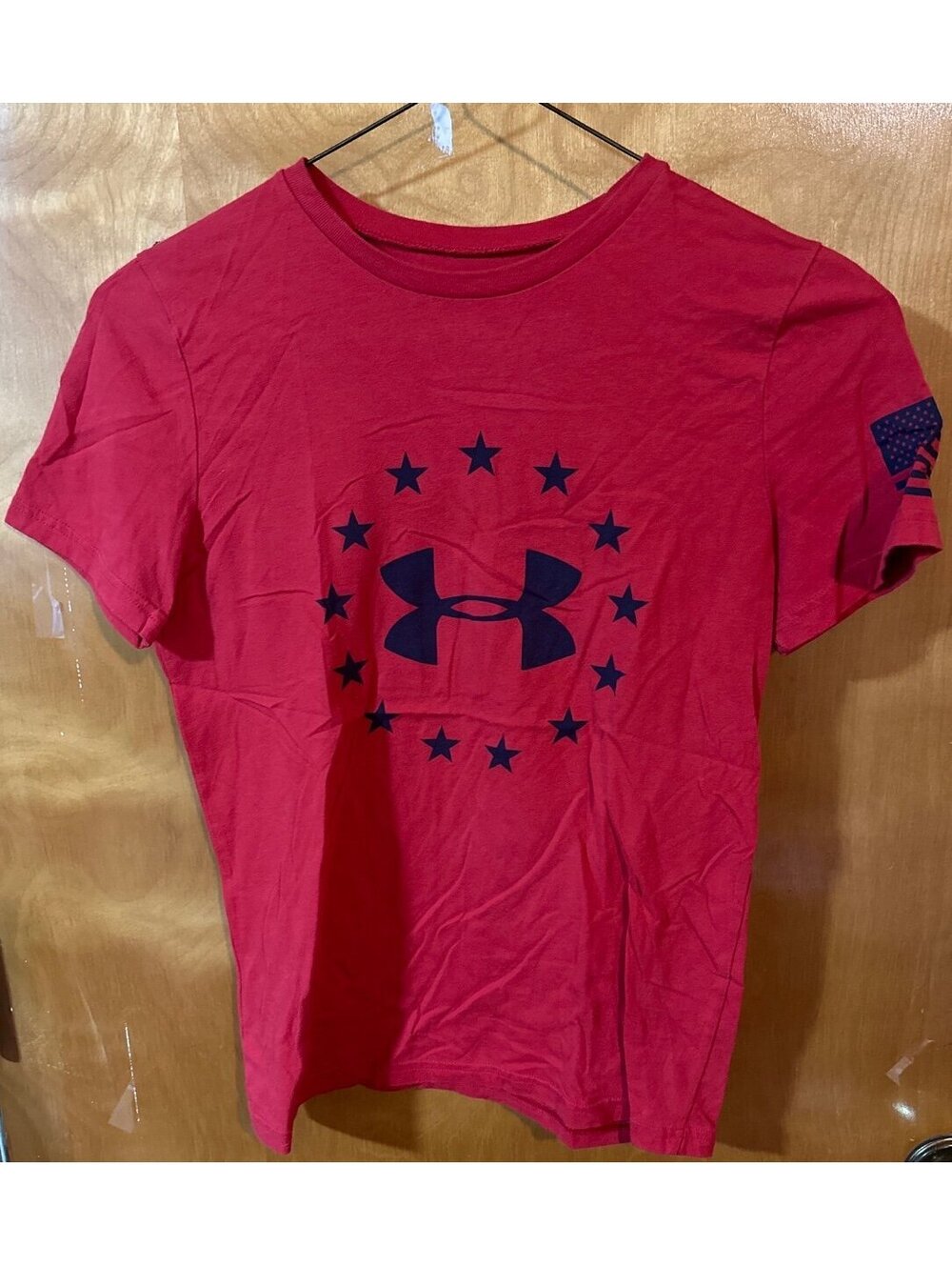 Under Armour tshirt size youth large